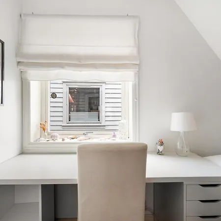 Scandinavian Hideaway I Private Balcony Διαμέρισμα *