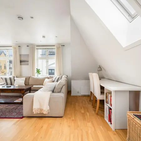 Apartment Scandinavian Hideaway I Private Balcony